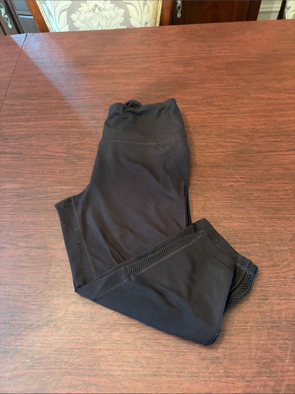 Victoria's Secret Black knockout Active capris with Mesh Detail